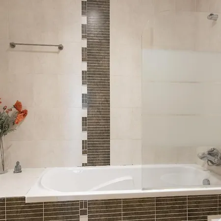 Apartment Imperio - Pool & Terrace By Hd